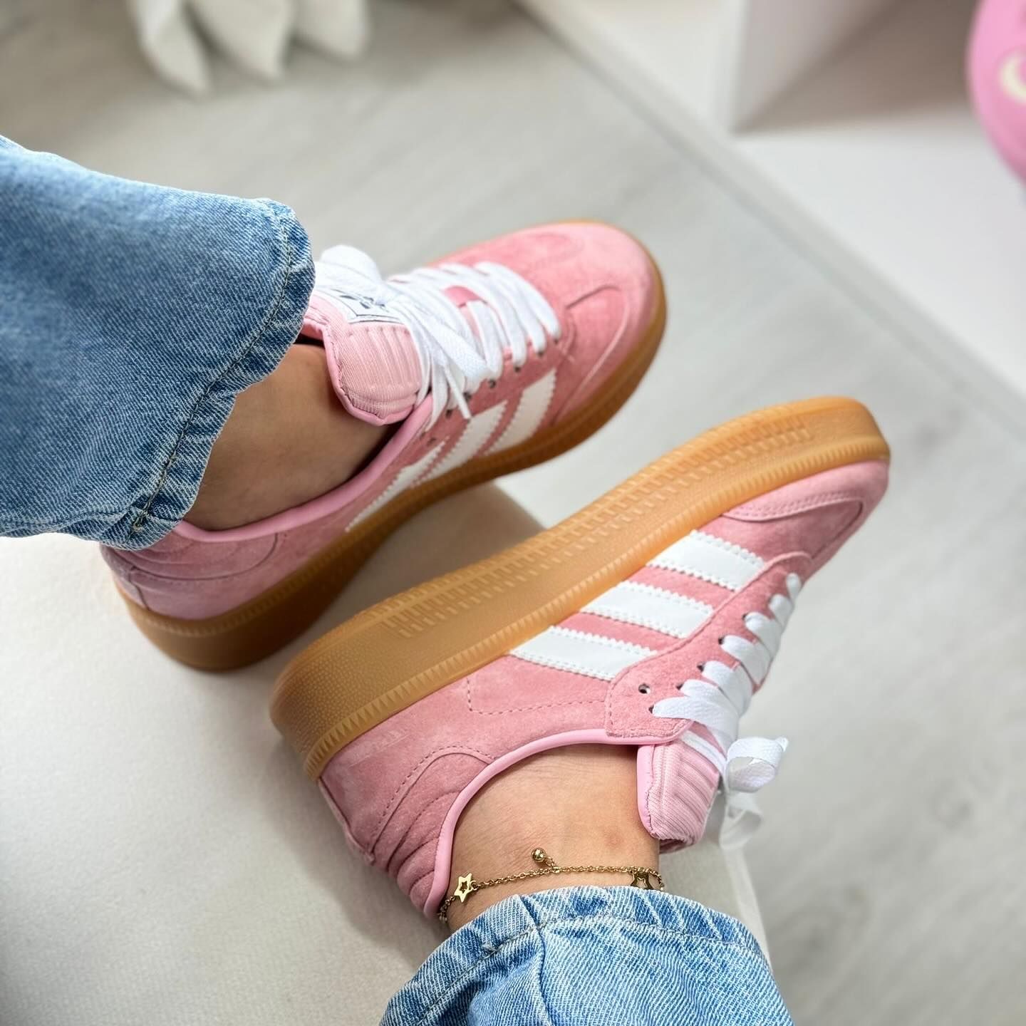 Chaussures Adidas Imitation de Qualité au Maroc Le Style Sportif à Prix Abordable