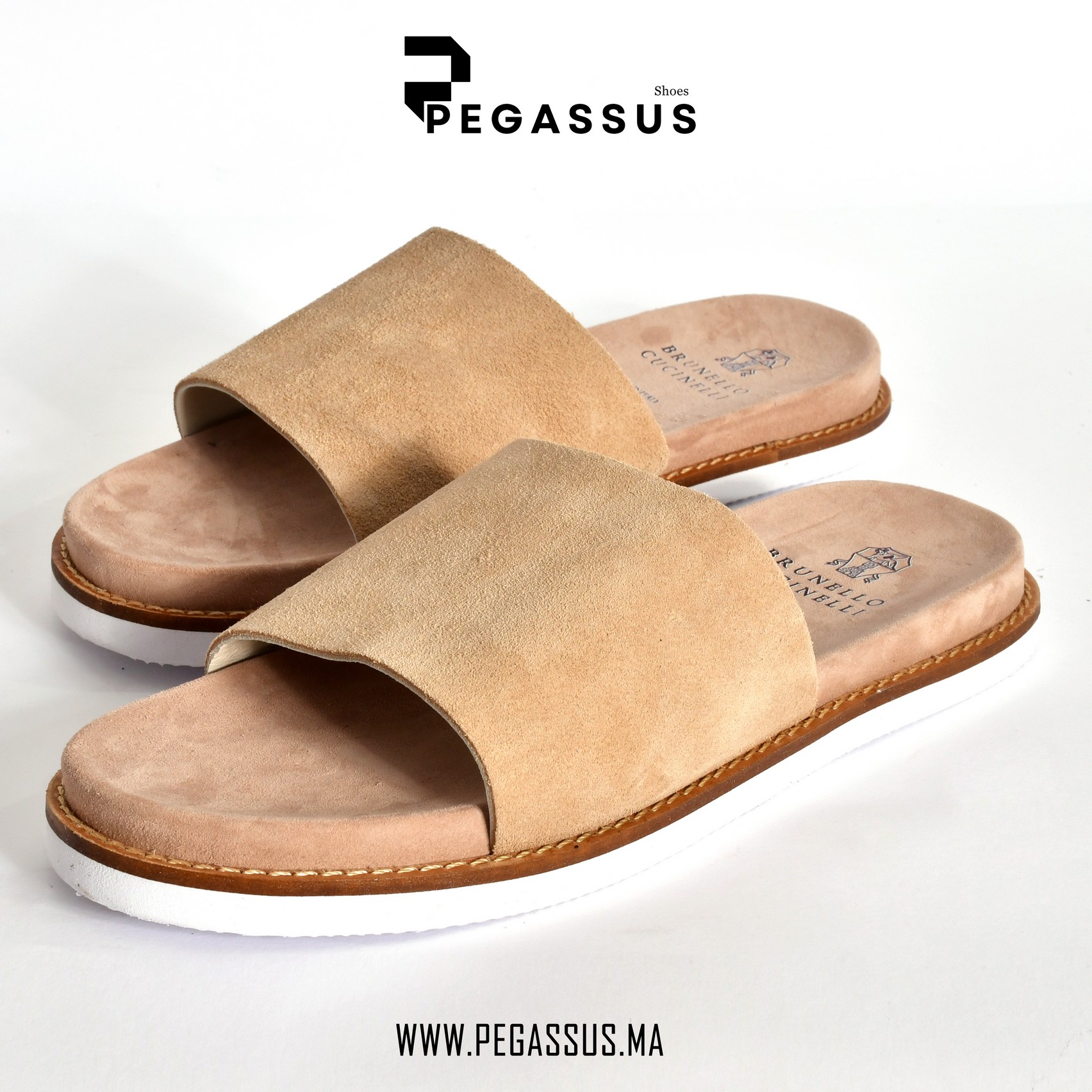 claquettes_washed_suede_slides