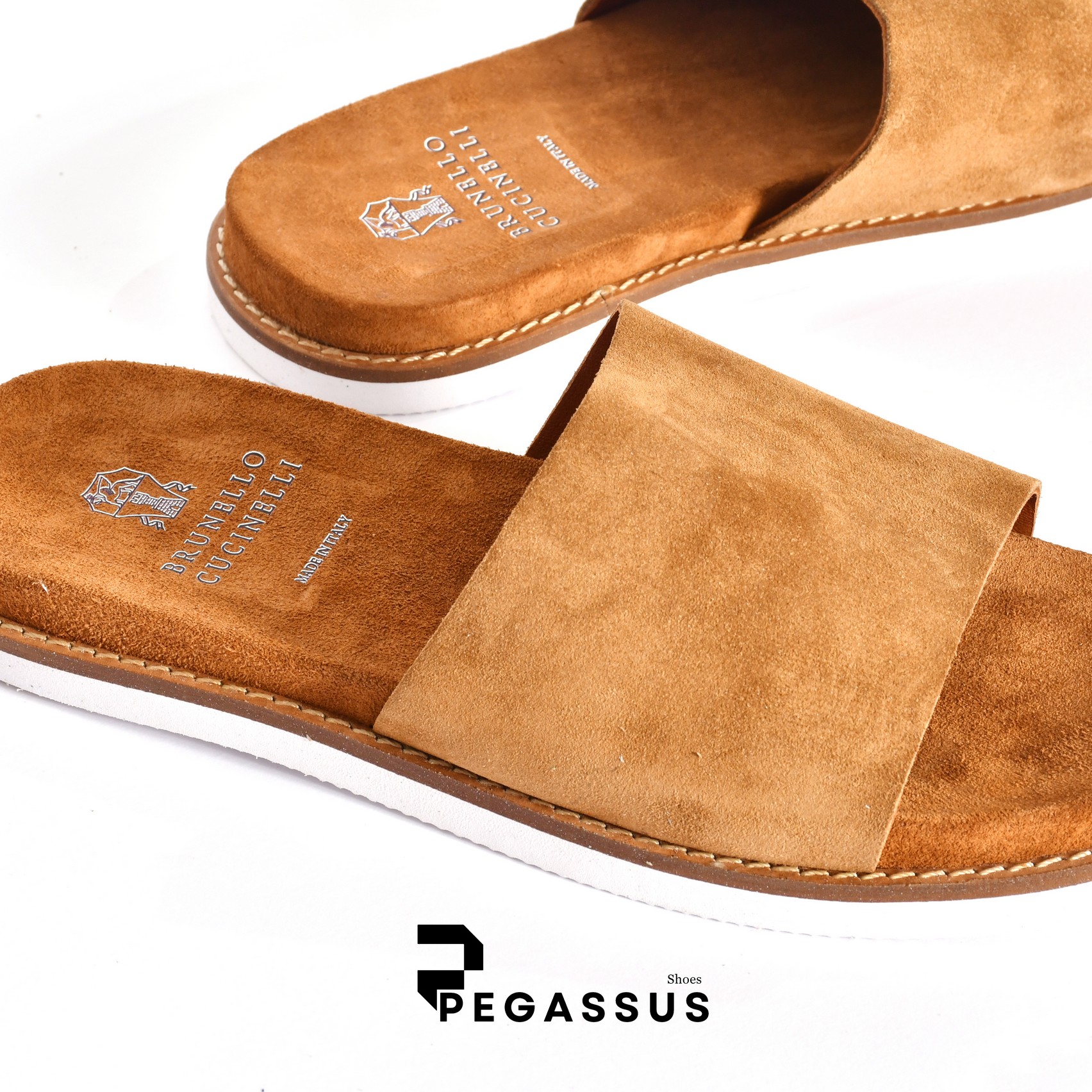 claquettes_washed_suede_slides