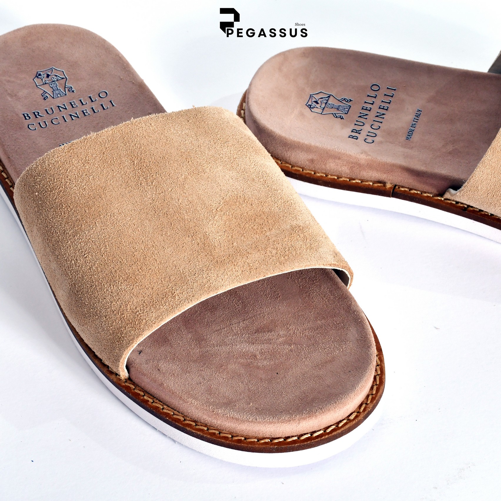 claquettes_washed_suede_slides