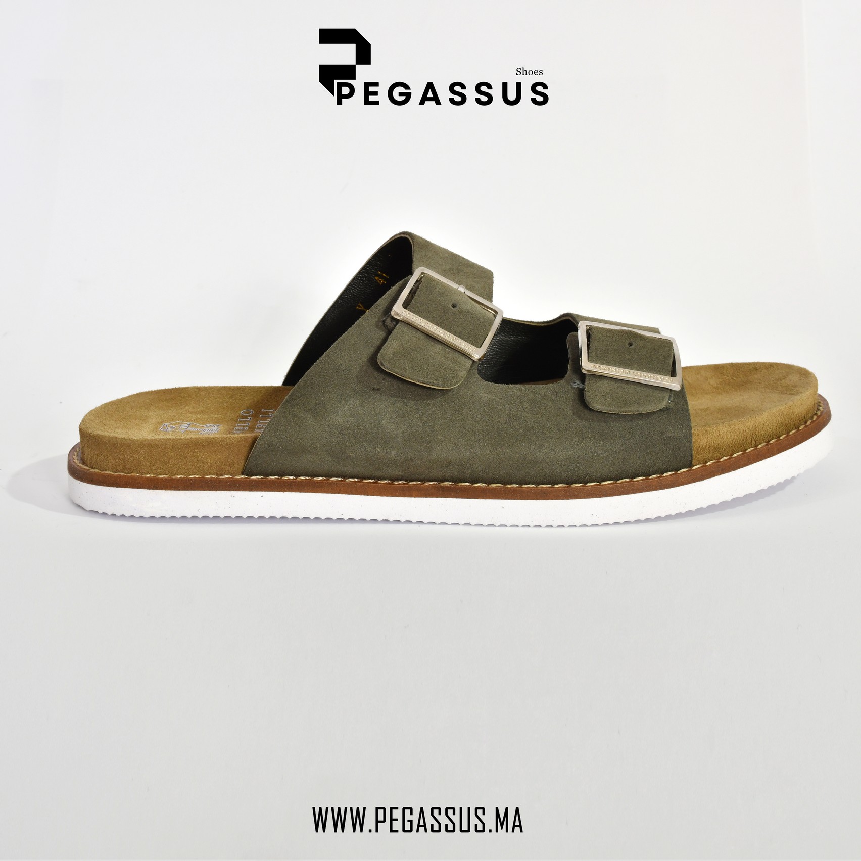 Washed suede urban slides