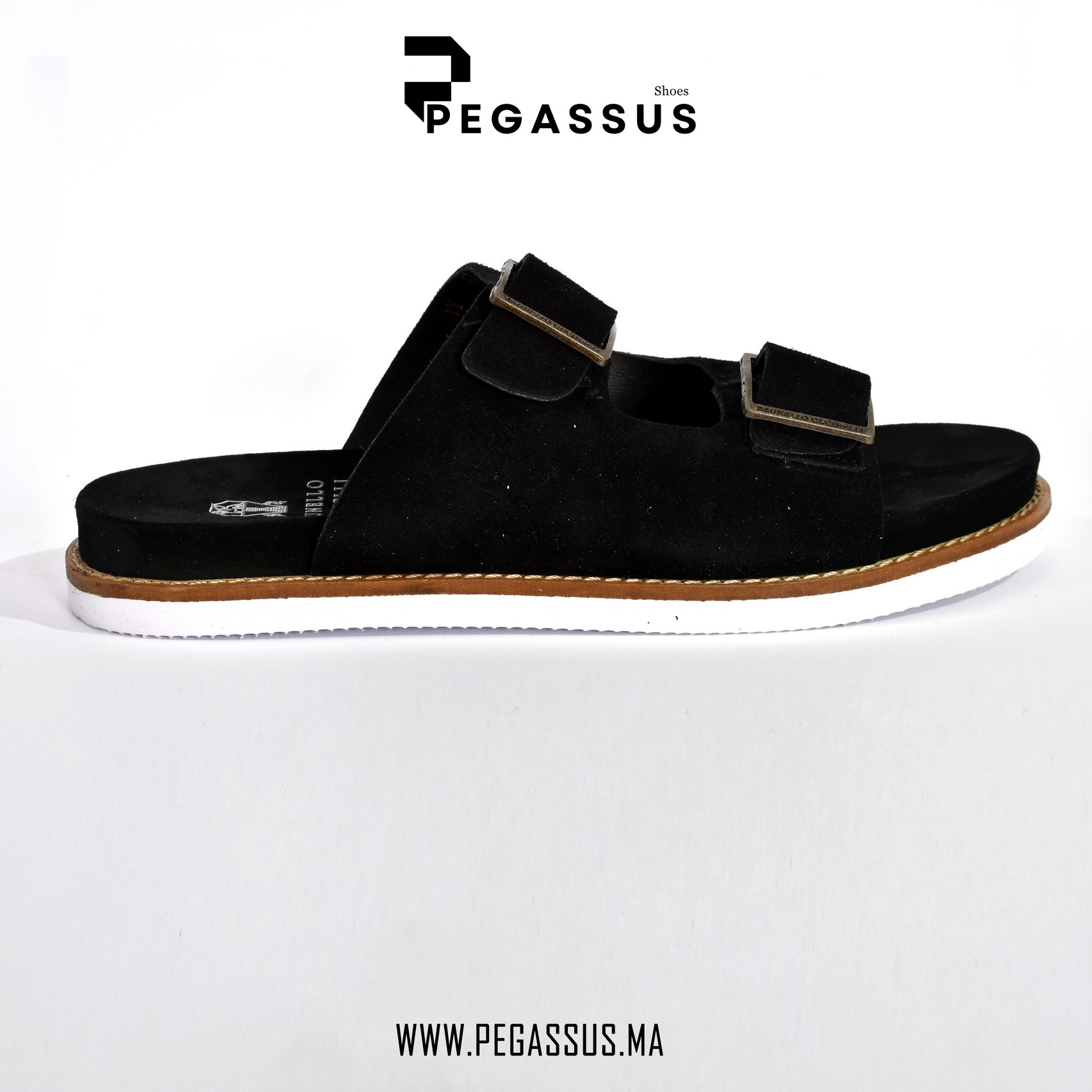 Washed suede urban slides